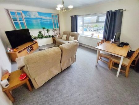 Cwmbach Road, ABERDARE - Photo 4