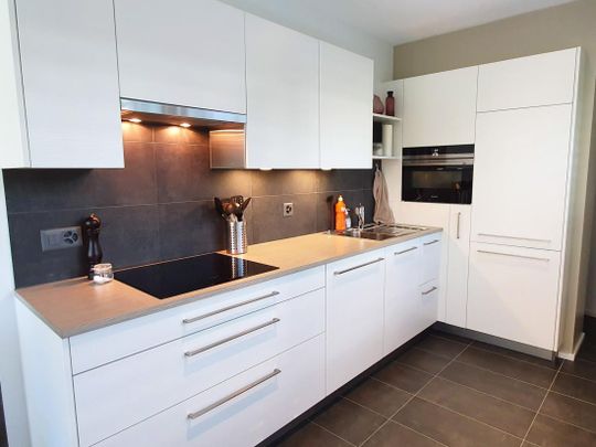 Sion, appartement récent de 3.5 pièces proche du quartier du Ritz avec place de parc - Foto 1