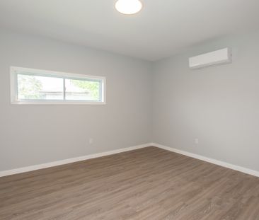 54 Trelawn Parkway, Welland - 1 Bedroom Detached Apartment - Photo 1