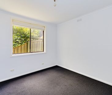 Four bedrooms and one Bathroom house in Lindisfarne Available NOW - Photo 6