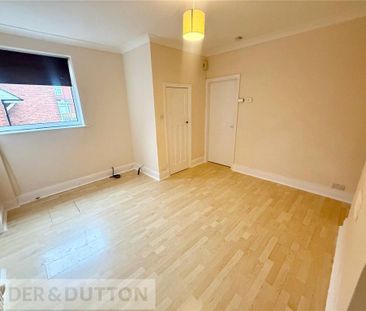 2 bedroom semi-detached house to rent - Photo 3