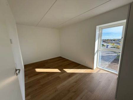 Aabybro Centret 1 3. 2, 9440 - Photo 3