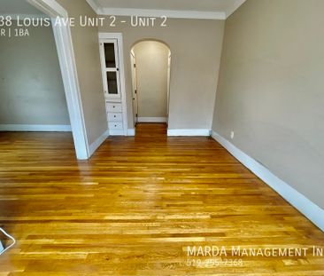 BEAUTIFULLY UPDATED 2BED/1BATH APARTMENT + HYDRO & GAS - Photo 5