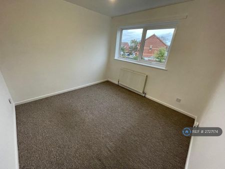 4 bedroom detached house to rent - Photo 5