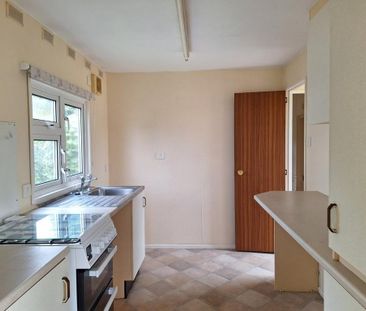 1 bedroom detached house to rent - Photo 3
