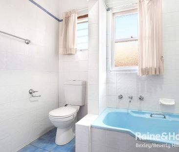 38 Simmons Road, Kingsgrove, NSW 2208 - Photo 1