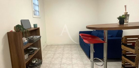 Location Appartement 1 pièce 11m² ANGERS 49000 - Photo 2