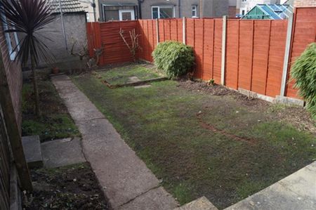 Mavis Grove, Rhiwbina, Cardiff - Photo 5
