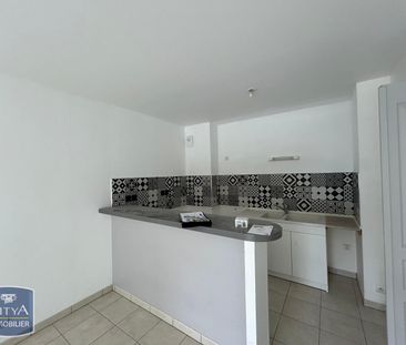 Location Appartement 4 pièces 96m² CHERBOURG-EN-COTENTIN 50100 - Photo 3