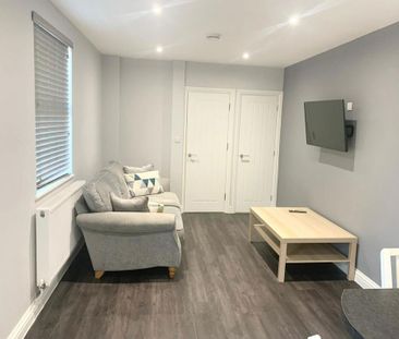 1 bedroom house of multiple occupation to rent - Photo 1