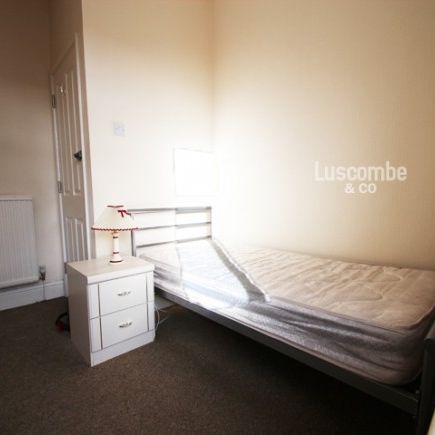 Double Bedroom on Riverside, Newport - All Bills Included - Photo 1