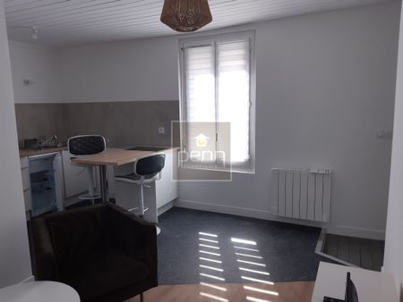 Location Appartement 1 pièce 27m² LA GUERCHE DE BRETAGNE 35130 - Photo 3