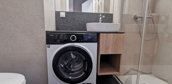 Nowa kawalerka! Super lokalizacja! - Photo 2