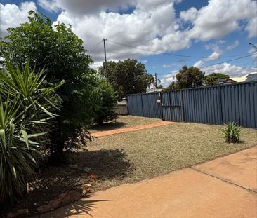 Space, access, and comfort! - Photo 2