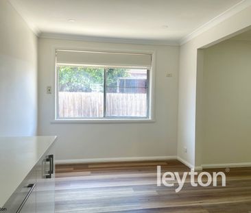 Fully renovated 3-bedroom Home - Photo 3