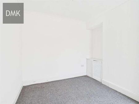 Carmarthen Road, Fforestfach, Swansea, SA5 - Photo 4