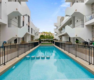 Duplex in Arenales del Sol, Playa de Los Arenales, for rent - Photo 3