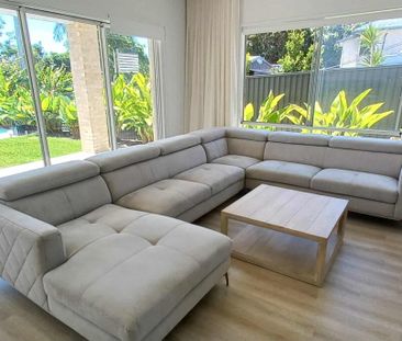 Peaceful Coastal Home with furnished rooms - Photo 1