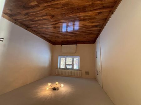 2 bedroom maisonette to rent - Photo 4