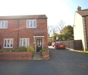 2 bedroom end of terrace house to rent - Photo 1