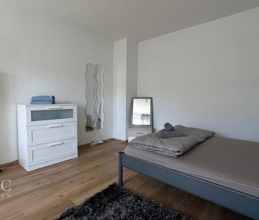 Voll möblierte 1-Zimmer-Wohnung mit Gartenmitnutzung – hell, modern... - Photo 2