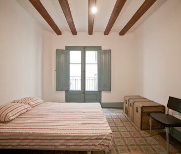 Carrer dAvinyó, Barcelona, Catalonia 08002 - Photo 5