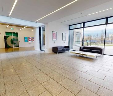 Bronze Studio - Photo 1