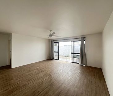 Ground Floor Unit on Chevron Island - Photo 2