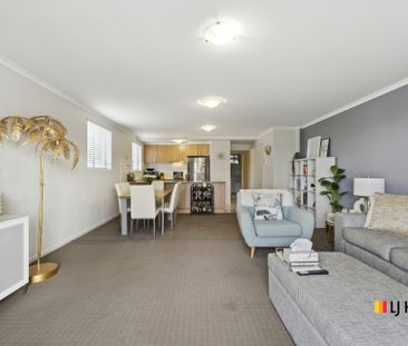Modern 2-Bedroom Apartment in Belconnen - Photo 2