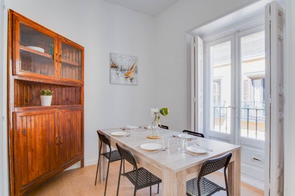 Beautiful room with balcony in Plaza Mayor - Photo 1