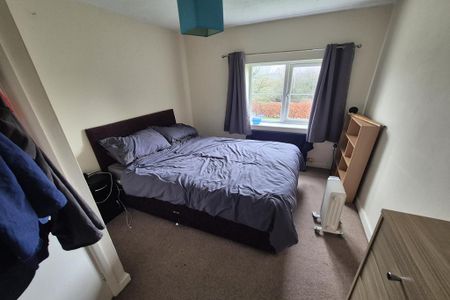 3 bedroom semi-detached house to rent - Photo 4