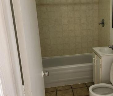 👉 Cession de bail 2 1/2 à Nicolet – 665$ tout inclus, disponible im... - Photo 4