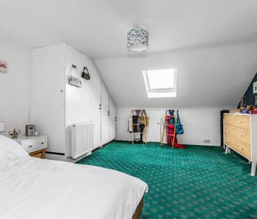 3 bedroom terraced house to rent - Photo 4