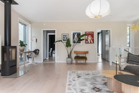 Ljuskärrsgränden, Saltsjöbaden - Photo 2