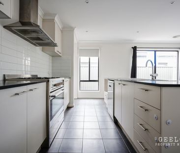 33 Voyage Circuit, Corio, Vic 3214 - Photo 1