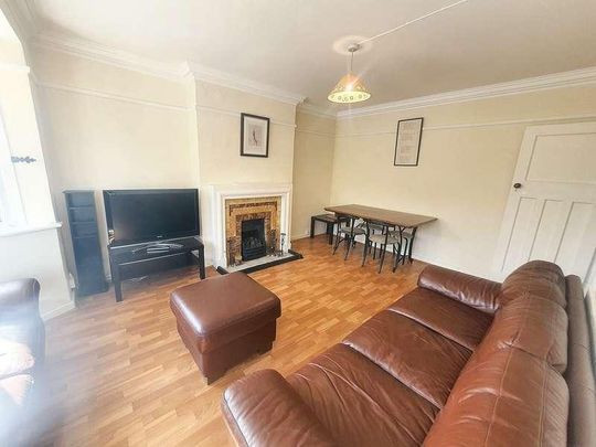 High Mead, Harrow, HA1 - Photo 1