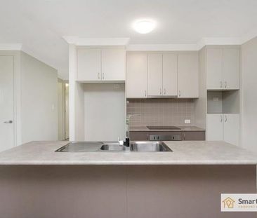 27 Summergold Street, Mount Low QLD 4818 - House For Rent | Domain - Photo 4