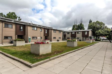 For Lease - 3092 Don Mills Road Unit# 16, Toronto, Ontario - Photo 3