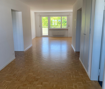 4.5-Zimmerwohnung mit zwei Balkonen im Liebefeld - Photo 2