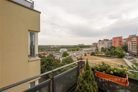 Slunný byt 2+kk s terasou, sklepem a garážovým stáním, Praha-Hlubočepy/Barrandov - Photo 5