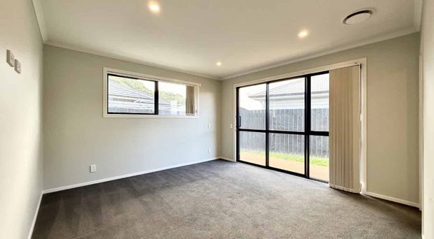 Luxury & Comfort - 4 Bedroom house - Photo 1