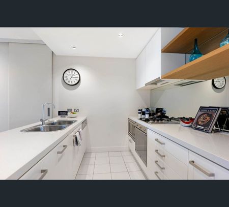1302/1 Freshwater Place, Southbank, Vic 3006 - Photo 2