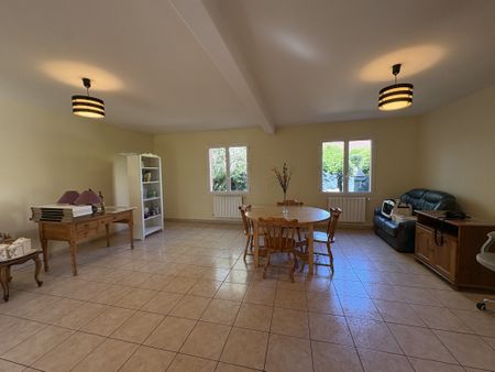 Location Maison 5 pièces 120m² REVEL 31250 - Photo 5