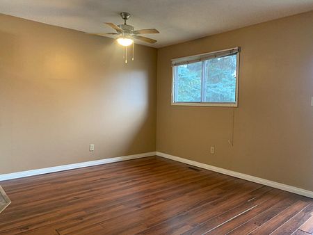 Quiet 4-Plex in Clearview Meadows - Photo 3