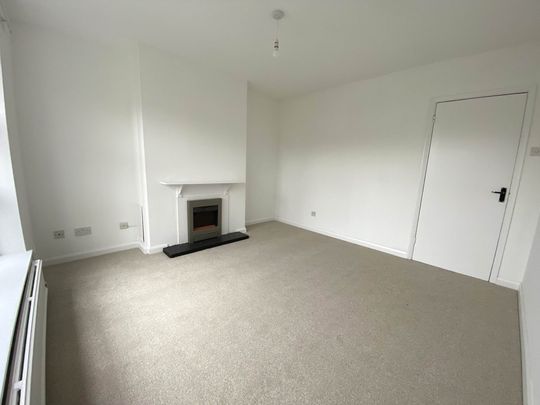 The Street, Adisham - Photo 1