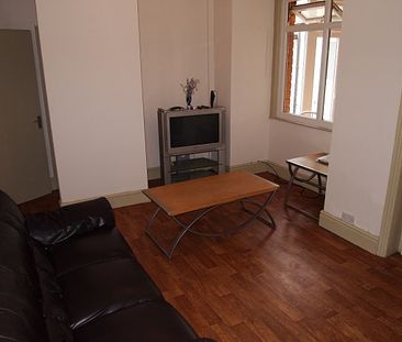 21 Bed Student House Blackpool - Photo 4