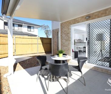 Fully Air Conditioned Townhouse - Photo 2