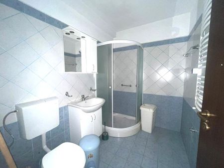 Apartment with 2 rooms for rent, Oncea, Oradea, Bihor. - Fotografie 4