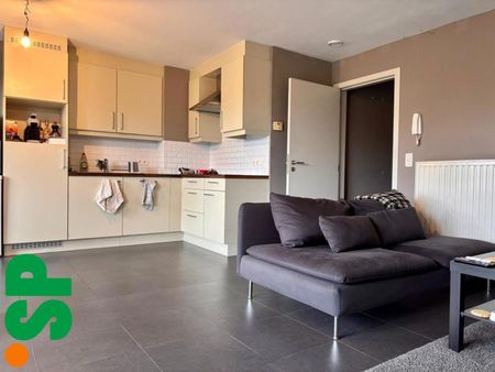 Ruim appartement nabij het centrum van Geel met 2 slaapkamers en terras. - Foto 3