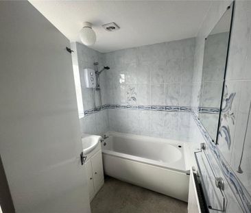 3 bedroom end of terrace house to rent - Photo 6